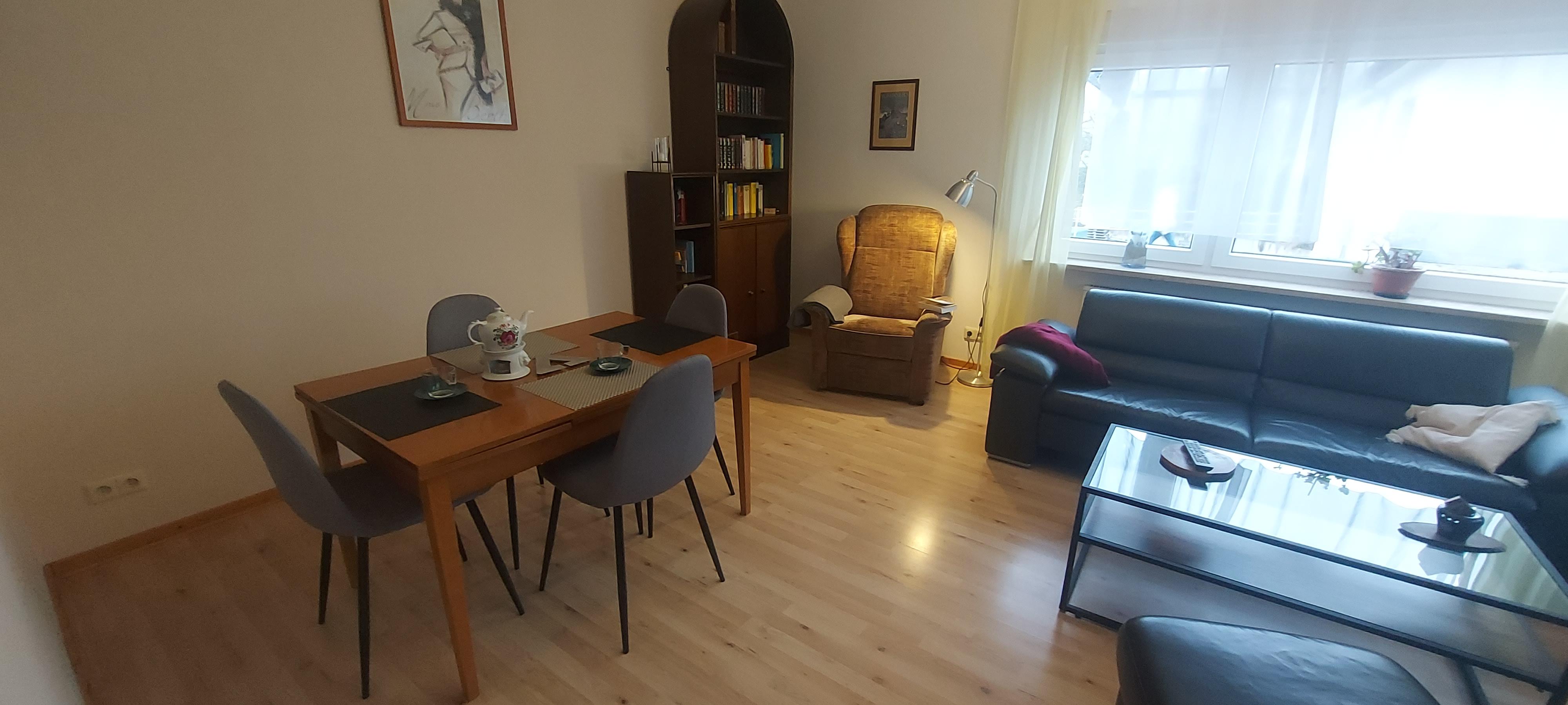 Foto: Wohn- und Esszimmer