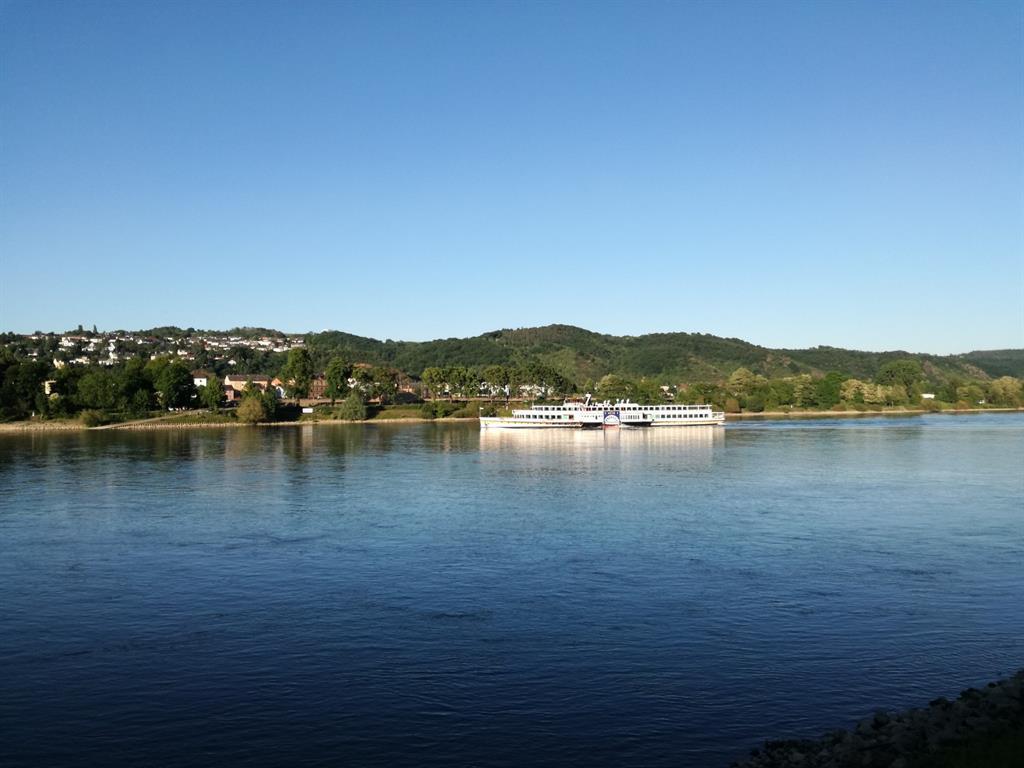 Foto: Schiff Goethe auf dem Rhein