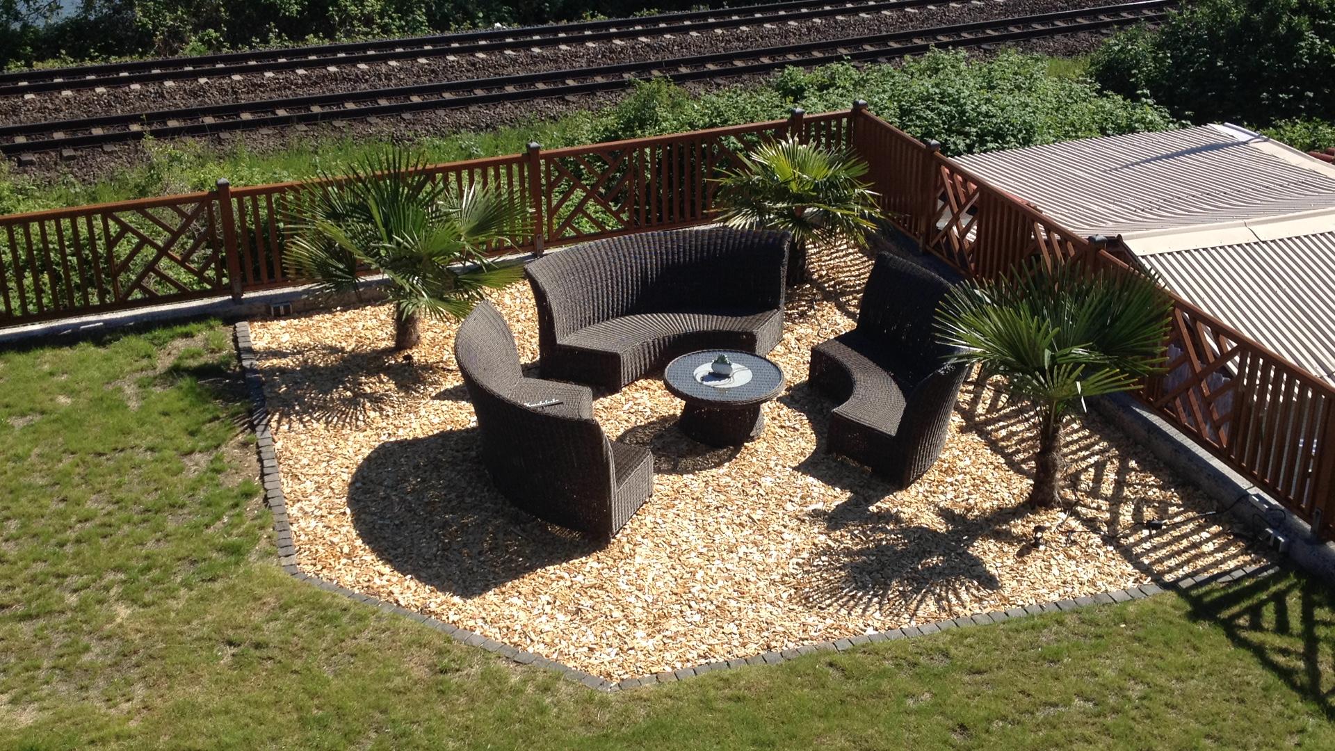 Foto: Garten mit Sitzecke
