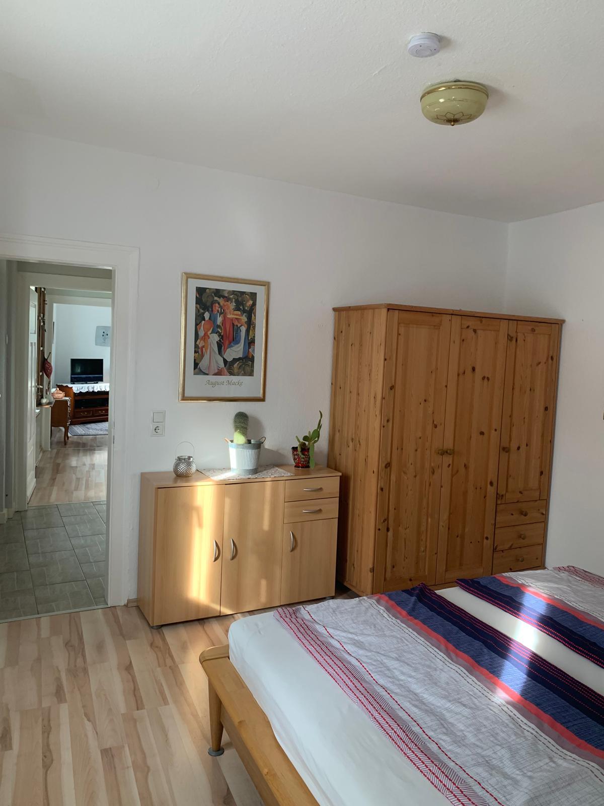 Foto: Kleiderschrank im Schlafzimmer