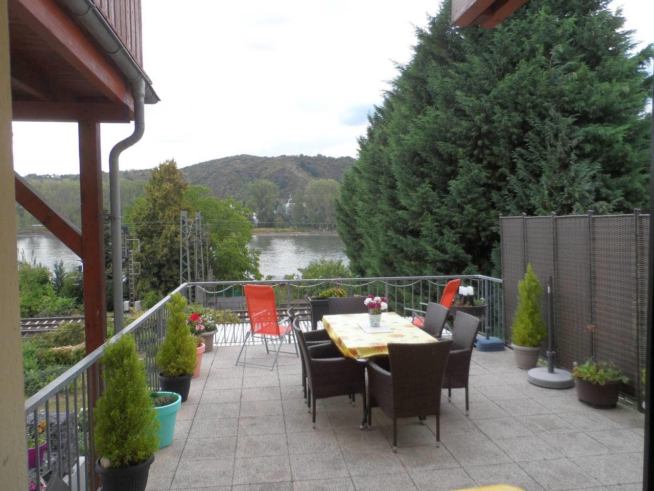 Foto: Balkon mit Terrasse